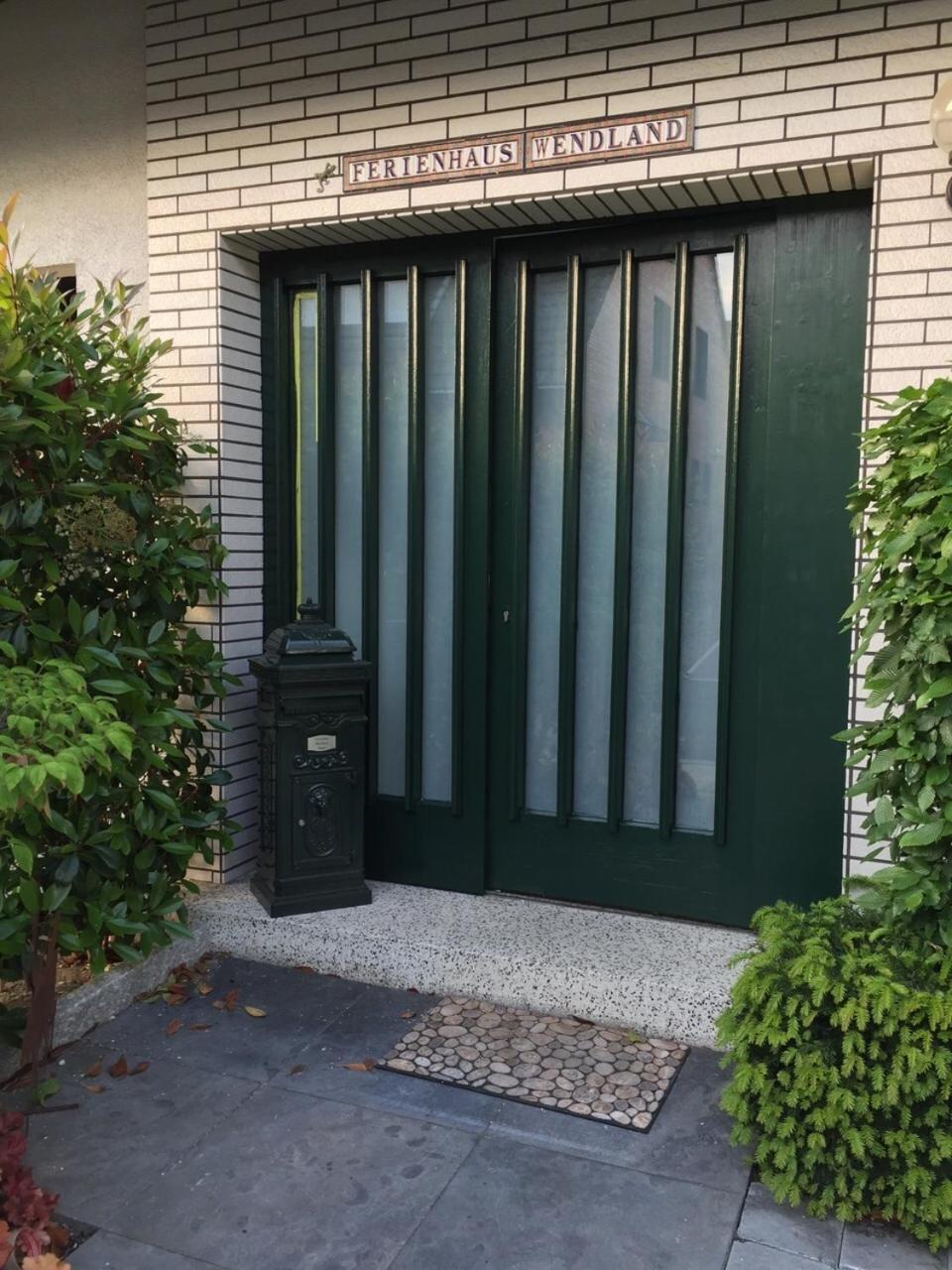 Private Wellness Suiten Mit Whirlpool Essen Ruang foto