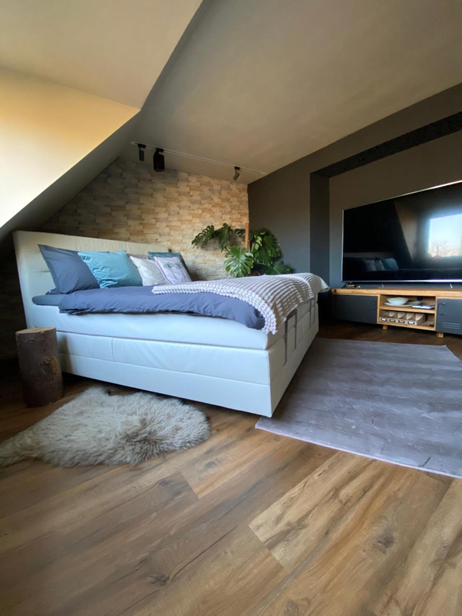 Private Wellness Suiten Mit Whirlpool Essen Bagian luar foto